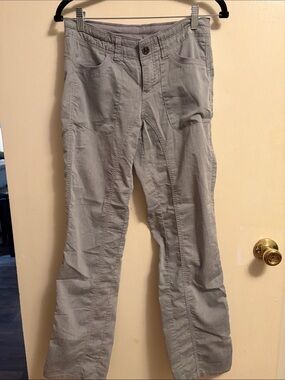 Womens Lightweight Kuhl Gray Casual Pants - Versatile Everyday Wear